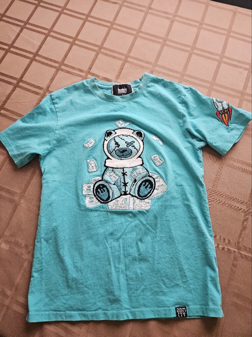 DENIMiCITY Turquoise Savage Bear Graphic Tee